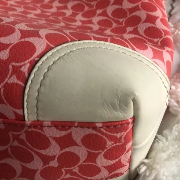 Coach shoulder bag - Picture 5 of 6